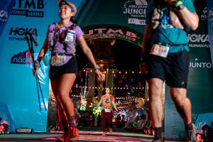 BIB: 136
                            <button type="button" onclick="openModal(24875073)" class="btn btn-primary btn-sm float-right btn-popup" data-toggle="modal" data-target=".modal-high-quality">
                        <i class="fas fa-shopping-cart"></i> Add to Cart
                    </button>
                                            <button type="button" onclick="isThisMe(24875073, true)" class="btn btn-success btn-sm float-right btn-popup btn-isme hidden" data-toggle="tooltip" data-placement="bottom" title="นี่คือรูปของคุณใช่ไหม คลิกที่นี่เพื่อเอาเข้าอัลบั้ม">
                        <i class="fas fa-plus"></i> Add to album
                    </button>
                    <button type="button" onclick="isThisMe(24875073, false)" class="btn btn-warning btn-sm float-right btn-popup btn-isnotme hidden">
                        <i class="fas fa-ban"></i> Remove from album
                    </button>